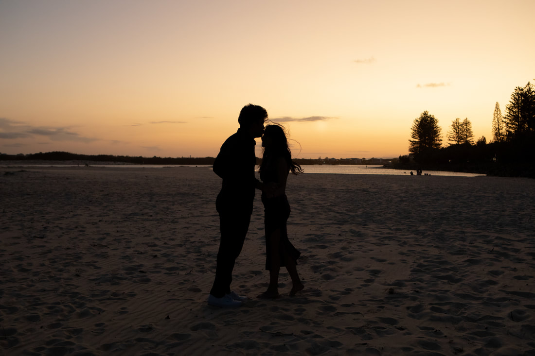 Engagement photographer Yandina QLD AustraliaPicture